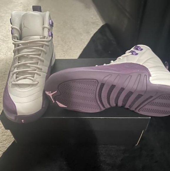 Jordan Retro 12 - Picture 2 of 2